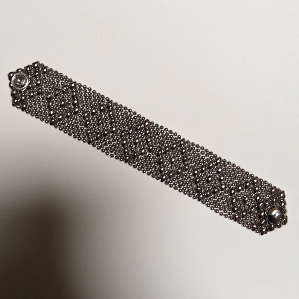 Handcrafted Silver Mesh snap bracelet